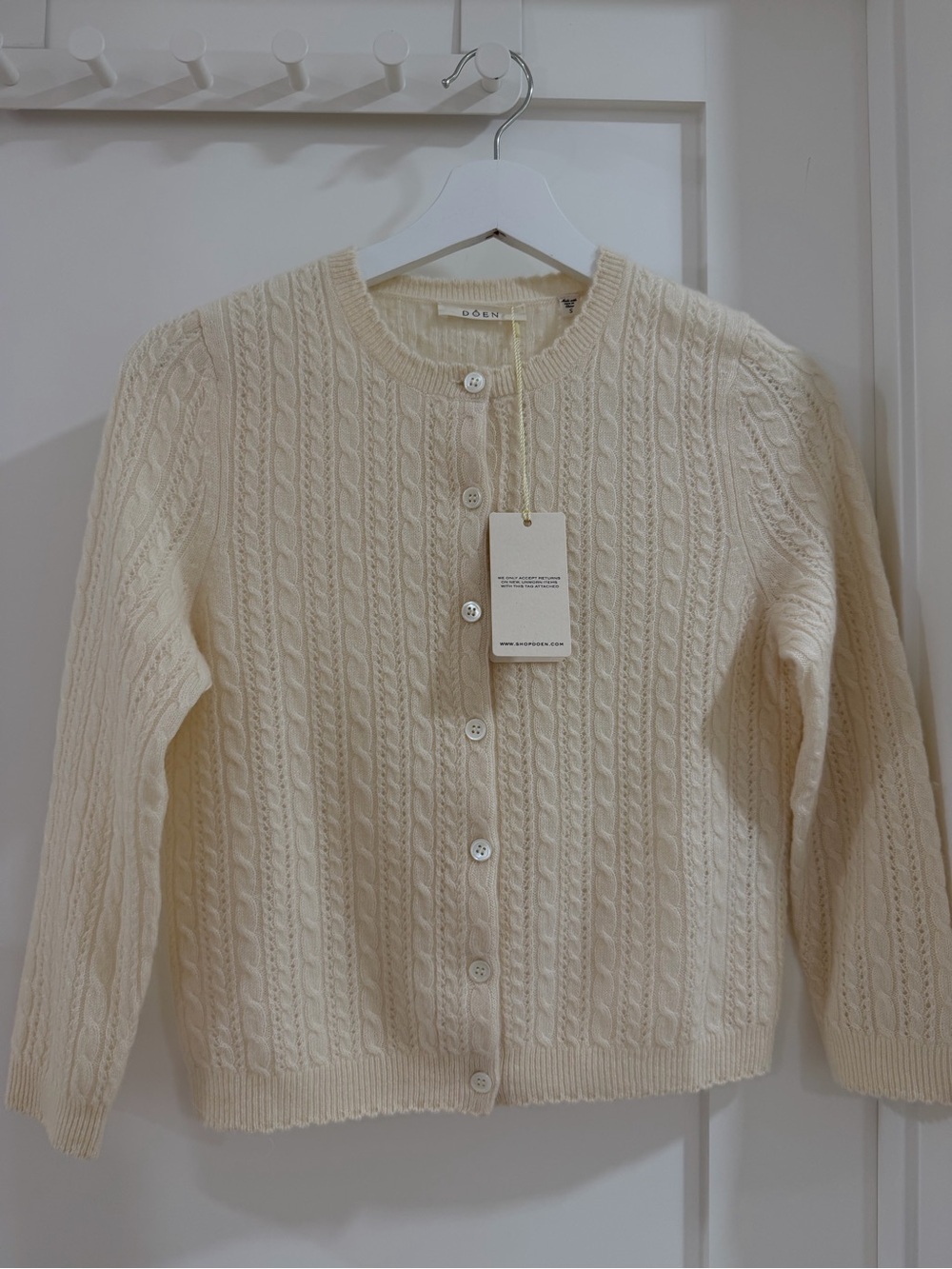 Doen Danae Cashmere Cable Cardigan